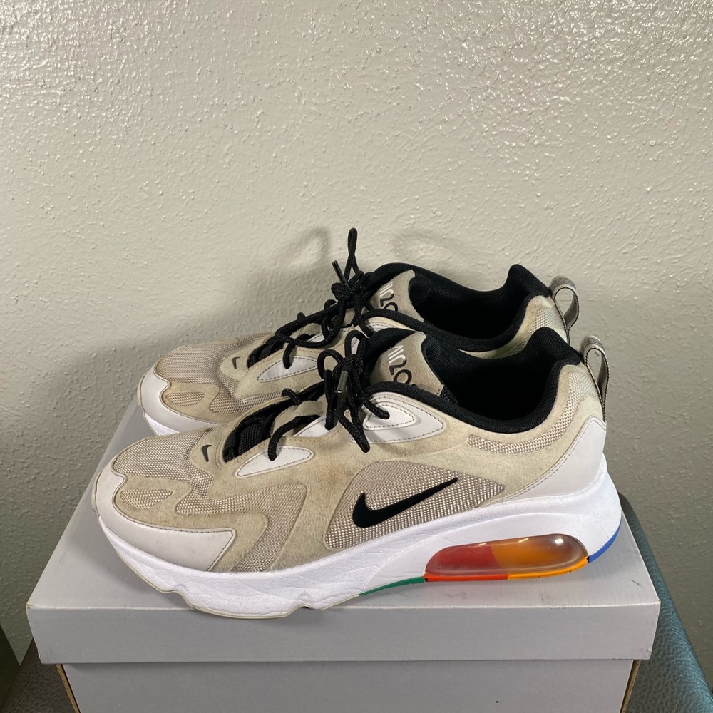 Nike Air Max 200